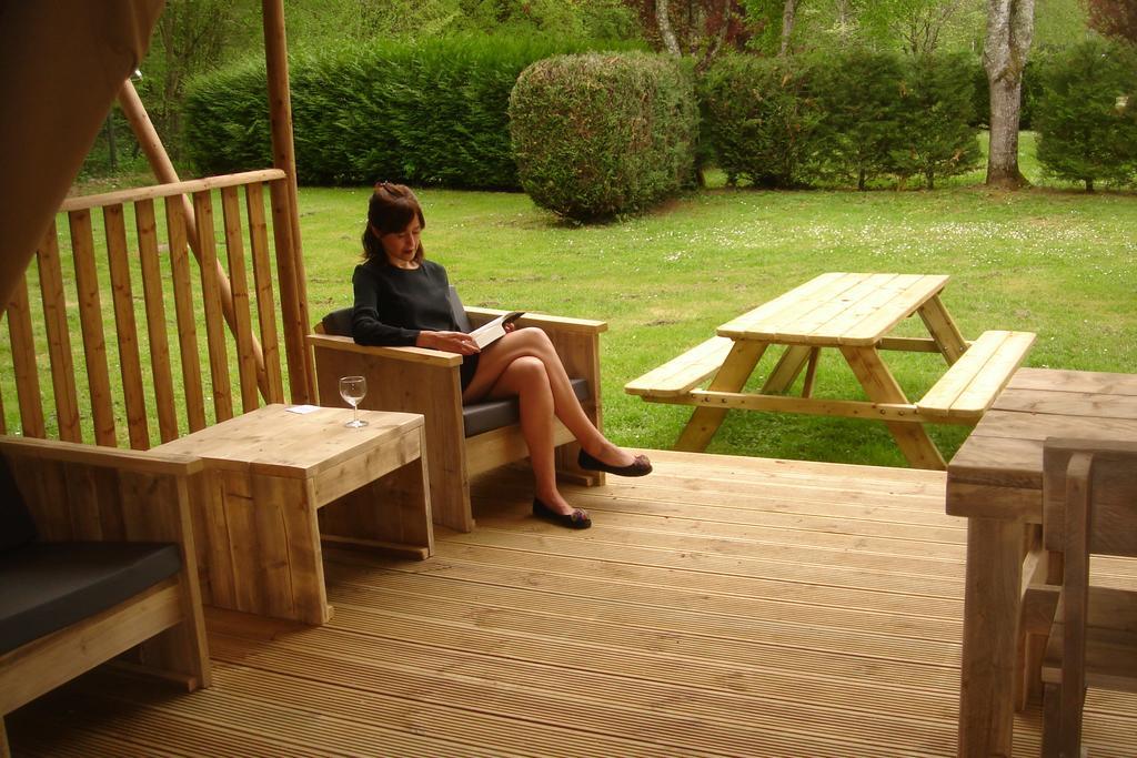 Camping De La Bonnette Caylus Habitación foto